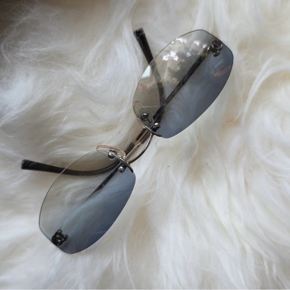 Vintage Authentic CHANEL Silver Rimless Glasses main image 11